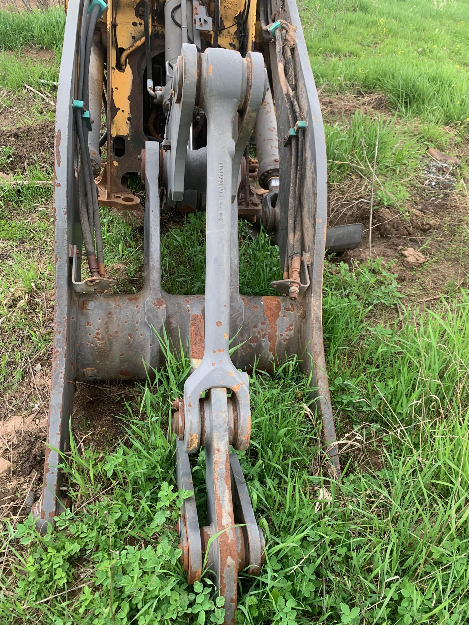 2011 VOLVO L70F - Image 4